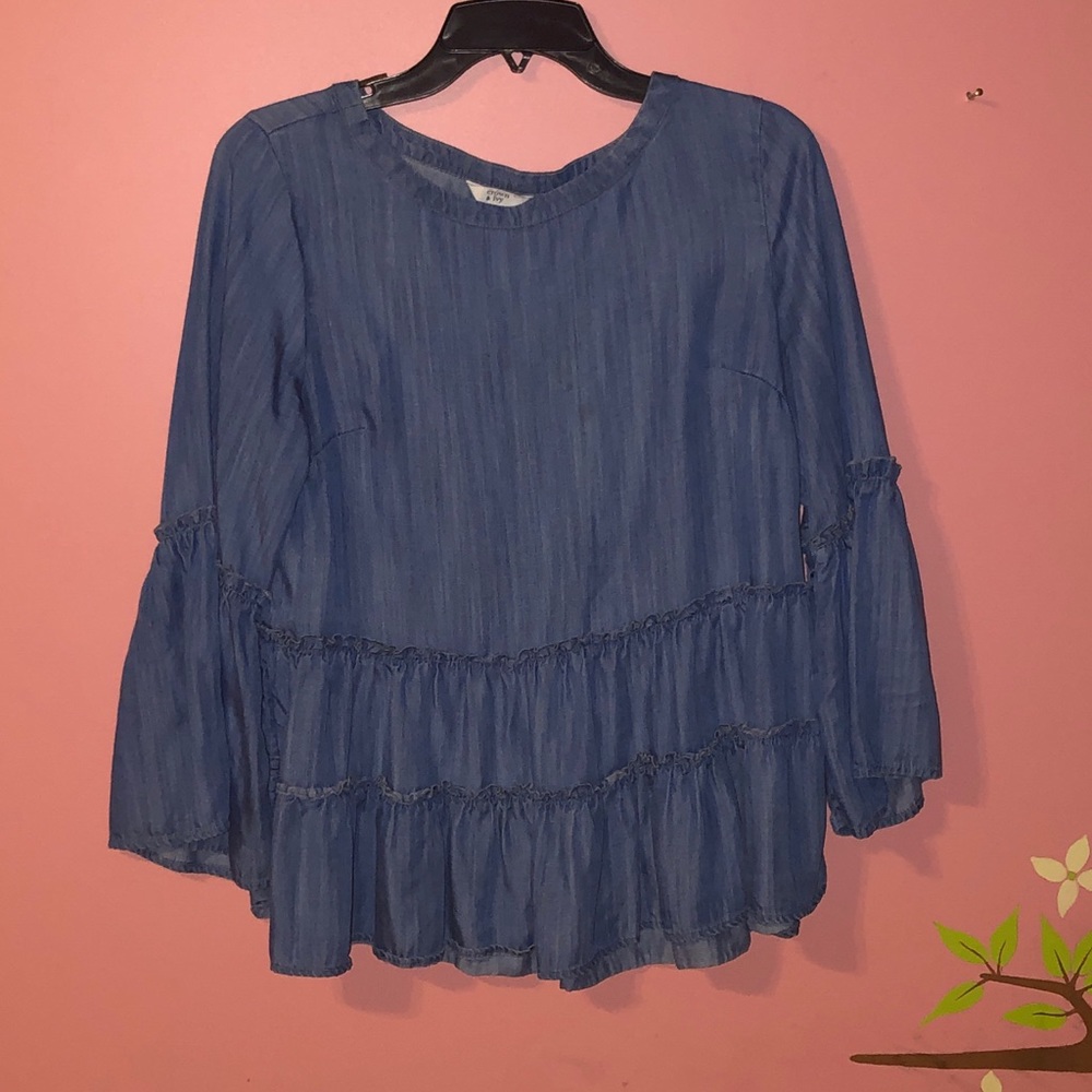 Long sleeve dress shirt